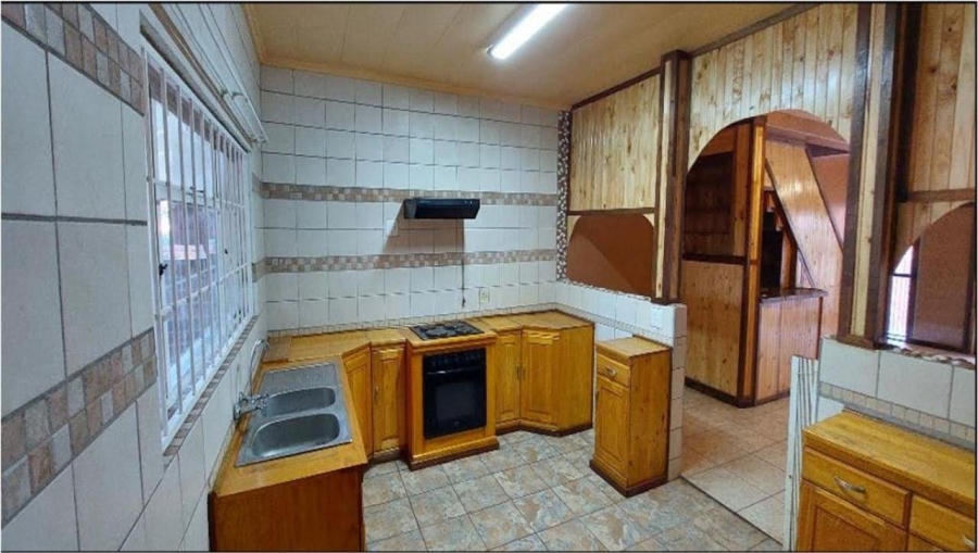  Bedroom Property for Sale in Bloemfontein Free State